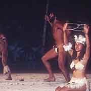 Performance with string game, Rapa Nui